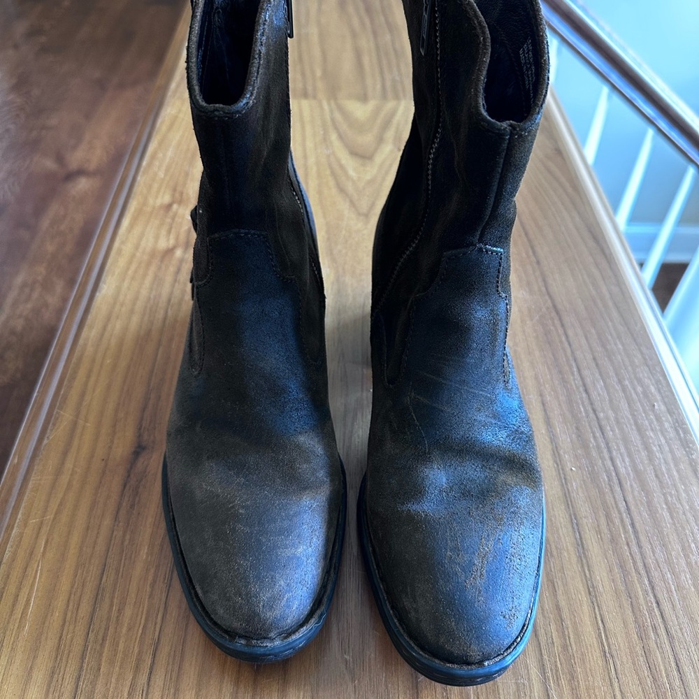 Born Karin Tobacco Suede Ankle Boots